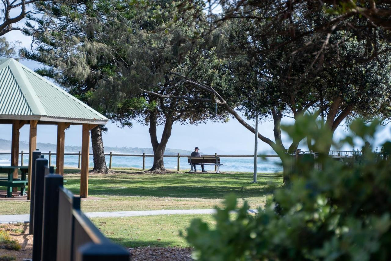 Beach Motel Woolgoolga Exterior photo